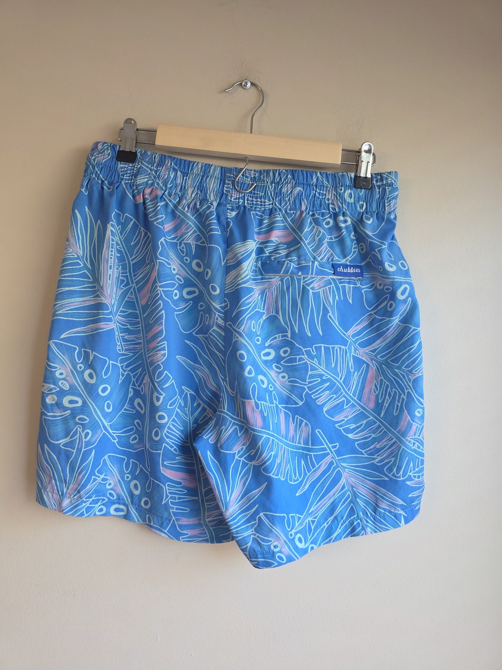 Chubbies Blue Pink Monstera Tropical Swim Trunks M 5.5" Inseam - Picture 5 of 11